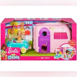 Barbie- Chelsea camper
